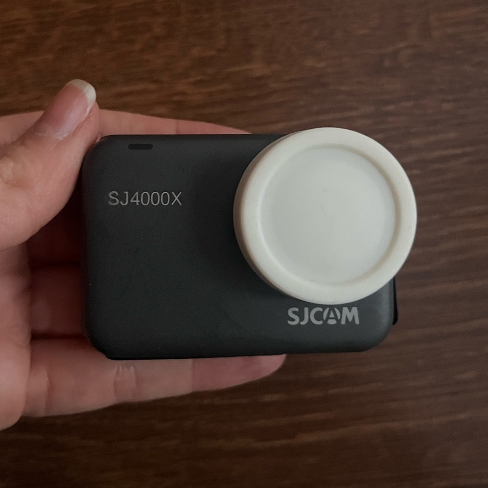 🎥 SJCAM SJ4000X Action Camera + Accessories Bundle - Picture 4 of 8